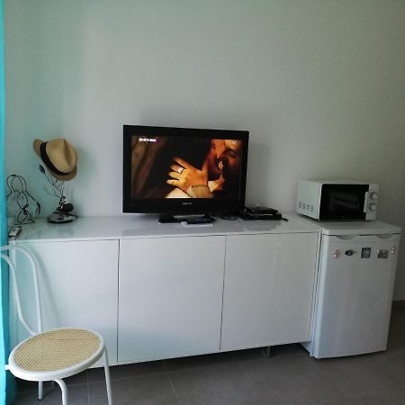 Nice View Jolie Studio Avec Jardin Buitenkant foto